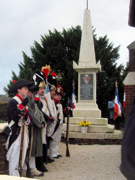 cimetiere5monumentdugeneralboyeldieu.jpg