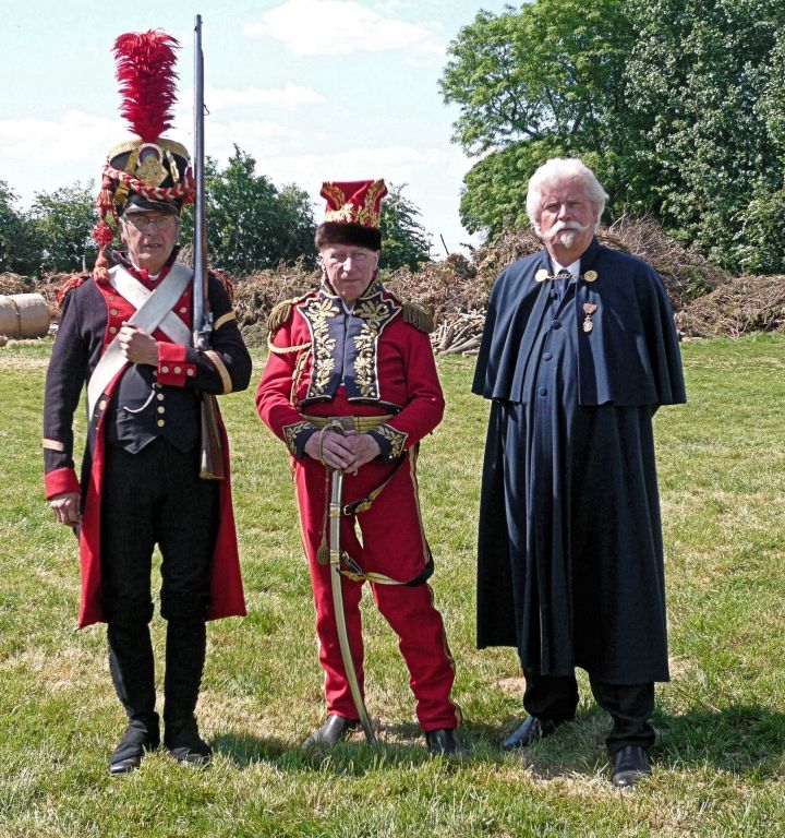 p1000777lepontonnierlegeneraletphmelen.jpg
